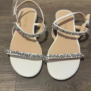 Dream Pairs women's sandals - 5.5 - White (never worn)